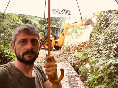 Muhtarımız Aralıksız çalışmaya devam ediyor.