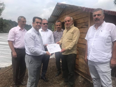 Sürmene'de tavukçuluğun gelişimi için büyük destek.