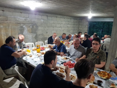 Yokuşbaşı Mahallesi 1.Geleneksel İftar Yemeğinde Buluştu.